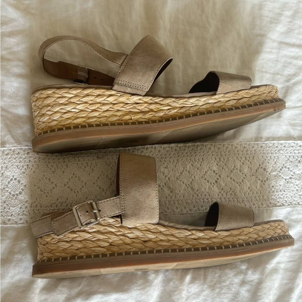 Universal Threads Raffia Platform Sandals 10 Targ… - image 2